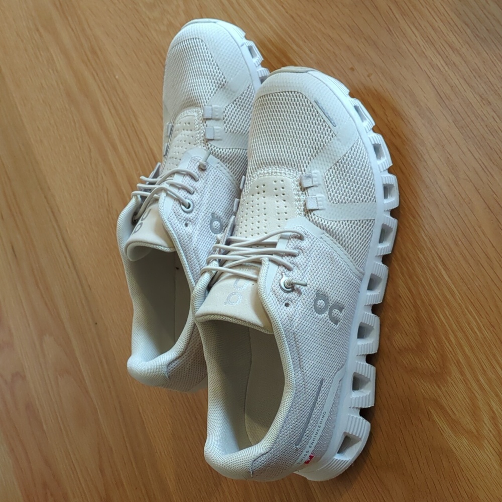On Cloud 5 Women's - Pearl White